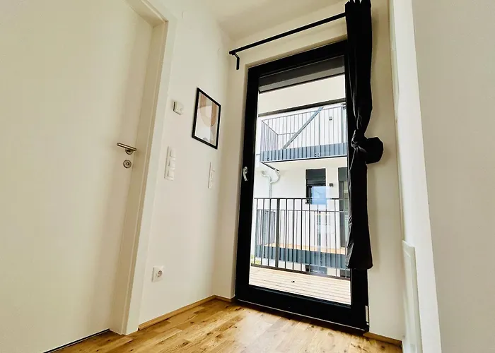 דירה Modern With Balcony & Free Parking - Nearby Metro